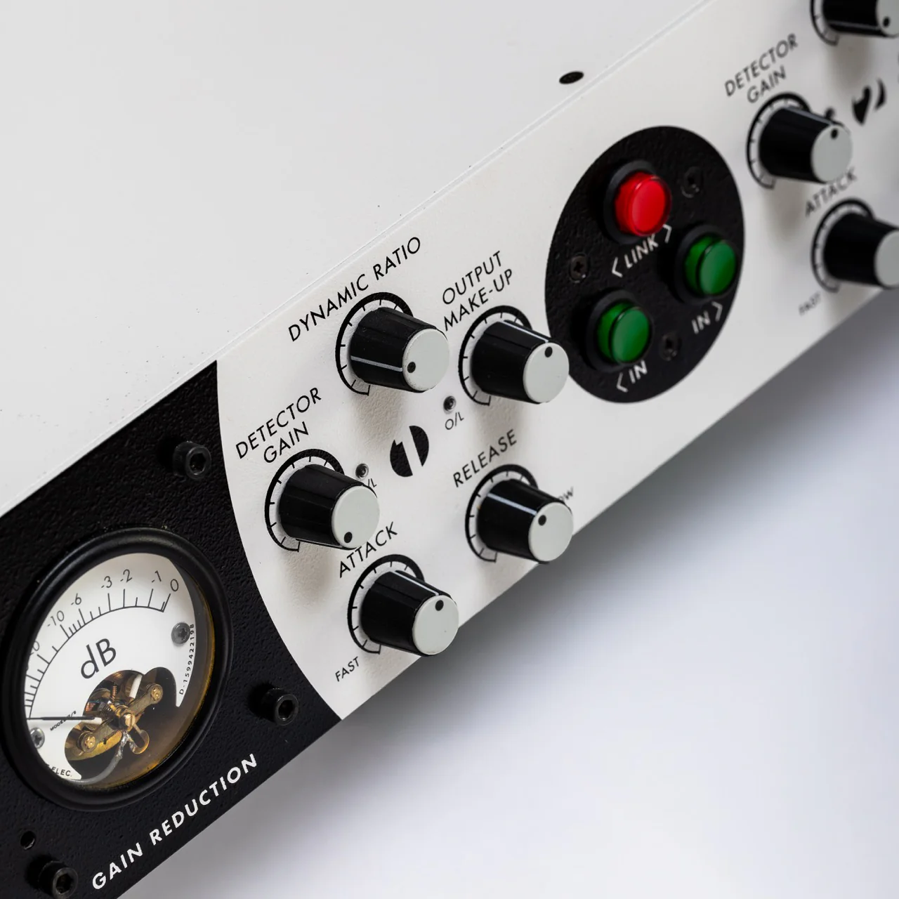‘The Senator’ Stereo Vari-Mu Compressor Owned by Jimmy Douglass - Image 4